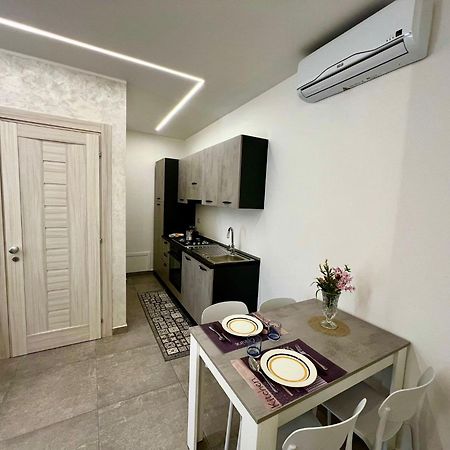 Flowers Apartments Marineo Luaran gambar